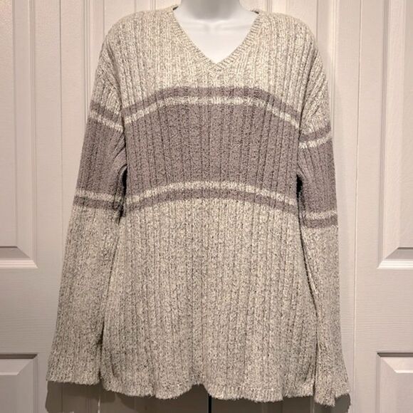 Roots Sweaters - Roots Cream/Taupe Cotton V-Neck Long‎ Sleeve Sweater Size M